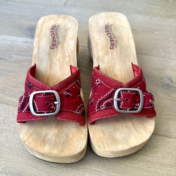 Vintage Y2K Skechers Red Bandana Chunky Platform Sandals Slides Buckle Sz 9/9.5 - Picture 2 of 9